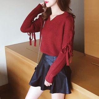 Bow V-neck Sweater