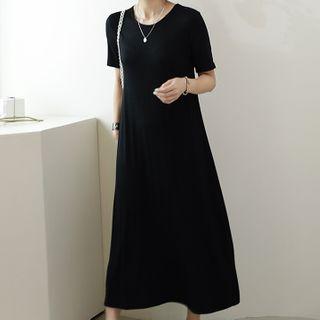 Silky Maxi T-shirt Dress With Belt
