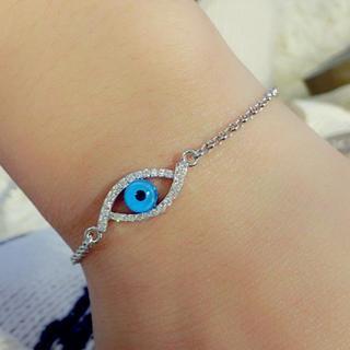 Rhinestone Eye Bracelet