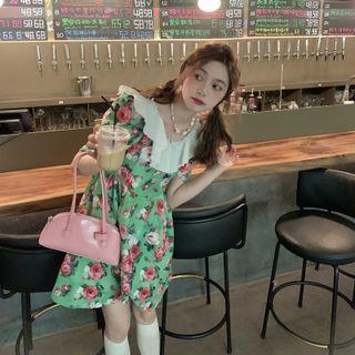 Short-sleeve Flower Print Mini A-line Dress Green - One Size