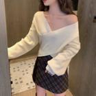 V-neck Sweater / Plaid Mini A-line Skirt