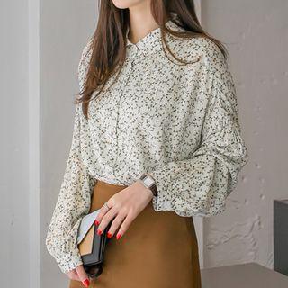 Round-collar Floral Blouse