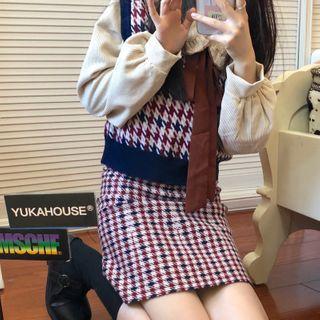 Plain Blouse / Houndstooth Knit Vest / Mini A-line Skirt