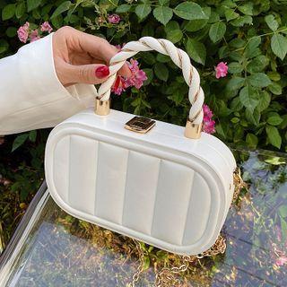 Chain Quilted Box Crossbody Bag