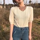 Set : V-neck Short-sleeve T-shirt + Mesh Top