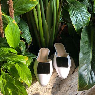 Buttoned Colored Patent Flat Mules
