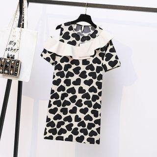 Short-sleeve Cold Shoulder Heart Print Shift Dress