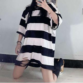 Ripped Short Sleeve Striped T-shirt