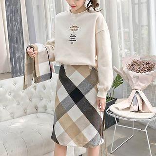 Lettering Pullover / Plaid Straight Fit Skirt / Scarf / Set