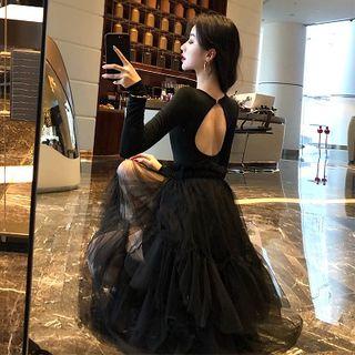 Long-sleeve Open Back T-shirt / Midi Layered Mesh Skirt
