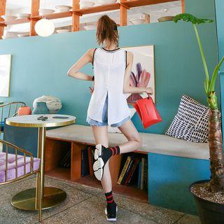Ringer Sleeveless Slit-back Crepe Top
