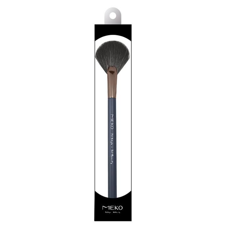 Yuansen Veganism Fan-shaped Brightening Brush 1 Pc