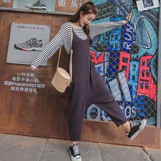Striped Pullover / Plain Pinafore Jumpsuit