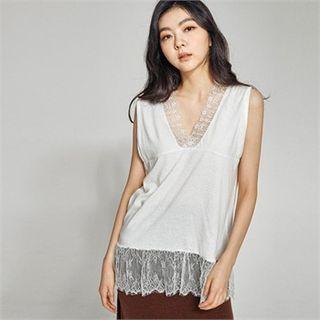 Laced V-neck Sleeveless Top