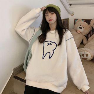 Tooth Embroidered Fleece Sweatshirt