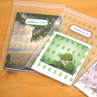 Set Of 14: Printed Plastic Pouch