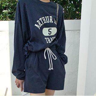Set Of 2: Long-sleeve Print T-shirt / Plain Band-waist Shorts