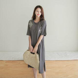 Star Sequin T-shirt Dress