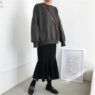 Plain Sweatshirt / Mermaid Hem Midi Skirt