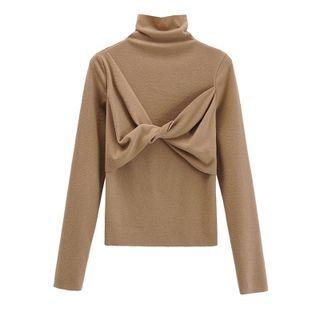 Long-sleeve Turtleneck Twisted Top