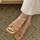 Bow-strap Slide Sandals