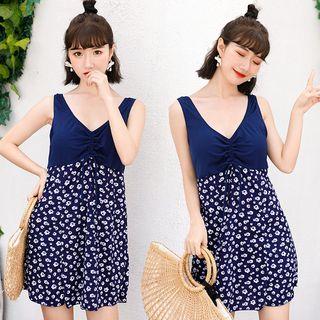 Floral Swimdress / Swim Goggles / Nose Clip / Ear Plugs / Swim Cap / Waterproof Mobile Pouch / Drawstring Organizer Bag / Set