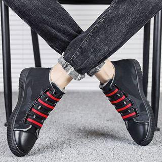 Fleece-lining Strapped Sneakers