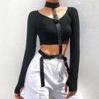 Long-sleeve U-neck Crop Top