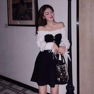 Long-sleeve Off-shoulder Lace-up Dress