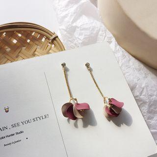 Matte Petal Fringed Earring