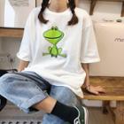 Elbow-sleeve Frog Print T-shirt