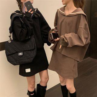 Set: Collared Oversize Pullover + Mini A-line Skirt