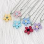 Flower Plastic Pendant Necklace