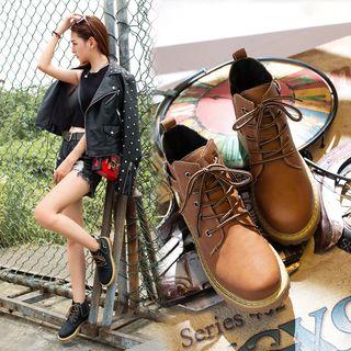 Lace-up Chelsea Boots