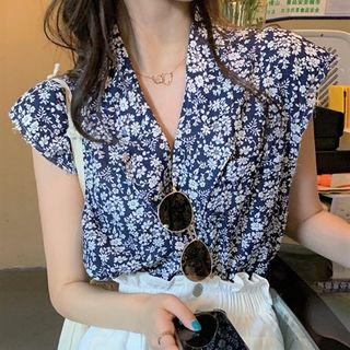 Sleeveless Floral Print V-neck Top / Wide-leg Shorts