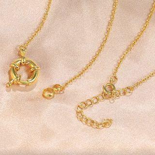Knot Pendant Necklace Gold - One Size