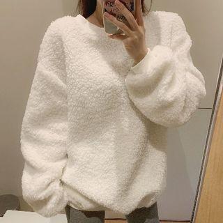 Fleece Pullover / Furry Crossbody Bag / Color Block Leggings