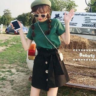 Short Sleeve Plain T-shirt / Paperbag Waist Skirt
