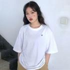 Elbow-sleeve A Embroidered T-shirt White - One Size