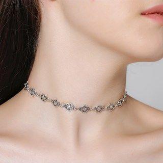 Star Metal Choker