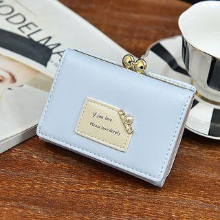 Pearl Clutch