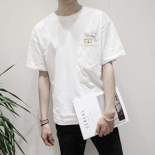 Short-sleeve Front Pocket Printed T-shirt