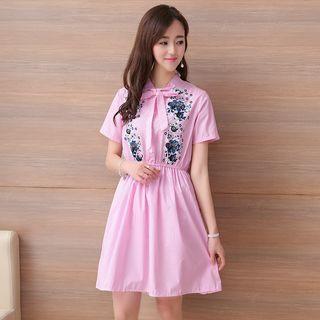 Floral Embroidered Striped Short-sleeve A-line Dress
