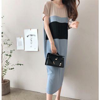 Round-neck Color-block Midi Dress