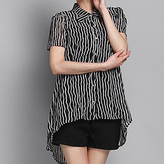 Short-sleeve Dip-back Striped Blouse
