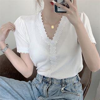 Lace Trim V-neck Short-sleeve Cropped Knit Top