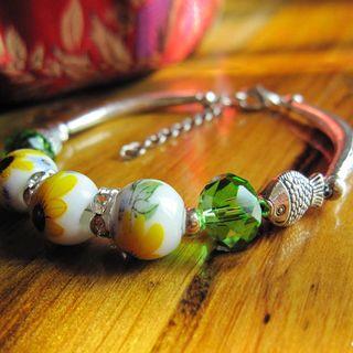 Printed Ceramic Bead Faux Crystal Bracelet
