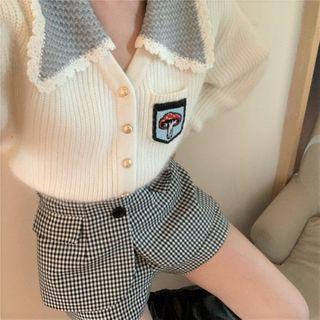 Plaid Shorts / Cardigan