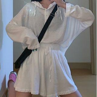 Set: Sheer Hoodie + Wide-leg Shorts