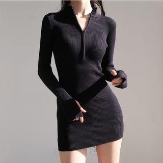 Plain V-neck Zipper Long-sleeve Knit Dress